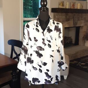 Vera Wang Simply Vera White  Shirt